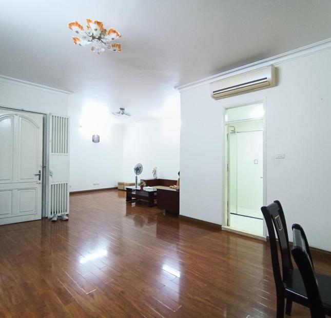 Hàng hiếm! 2PN2WC diện tích 115m2 giá 4.62 tỷ tòa 17T3 Hoàng Đạo Thúy