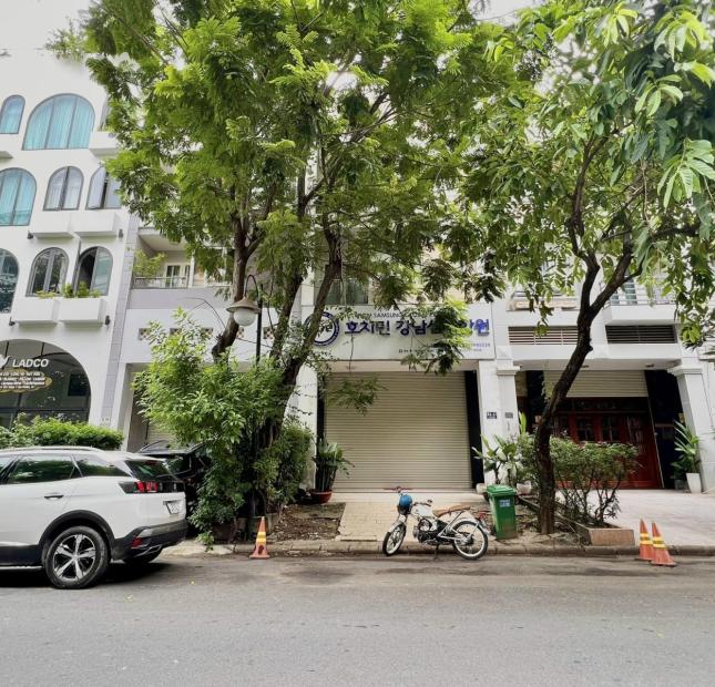 Nhà phố Hưng Phước mặt tiền Lê Văn Thiêm Phú Mỹ Hưng Quận 7 giá 56 triệu