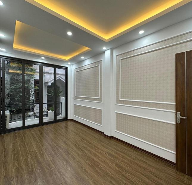 Chỉ cần trả trước 1.5 tỷ sở hữu ngay căn nhà xây 5 tầng, Ô TÔ ĐỖ CỬA, VIEW HỒ, tại  Nam Từ Liêm HÀ