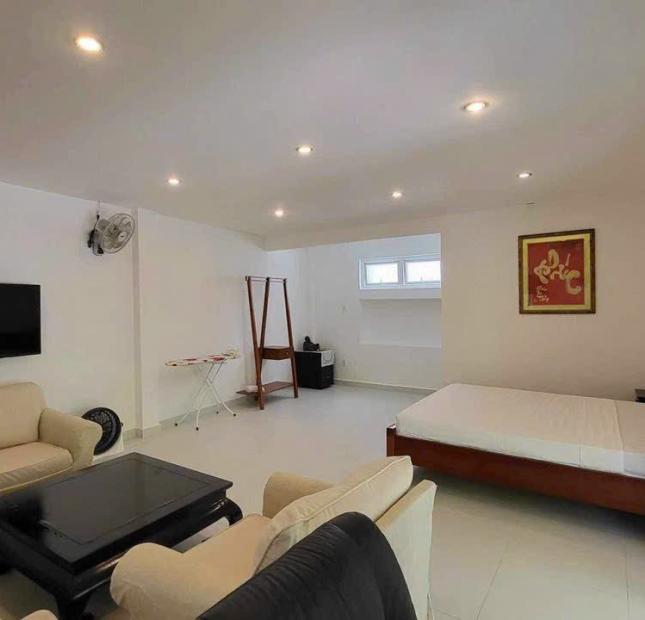 Bán căn villa đẹp 600mv view sông Làng Chài, Tân Thành, Hội An