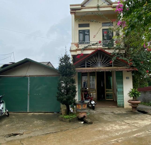 Chính chủ cần bán nhà và lô đất tại tổ 9 thị trấn Việt Quang, Bắc Quang, Hà Giang