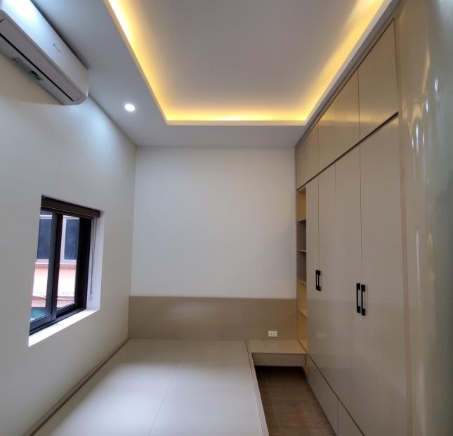 Cơ Hội Hiếm Có: Nhà 2 Mặt Ngõ, OTO Đỗ Cửa Lê Trọng Tấn 44m2, 7 Tỷ