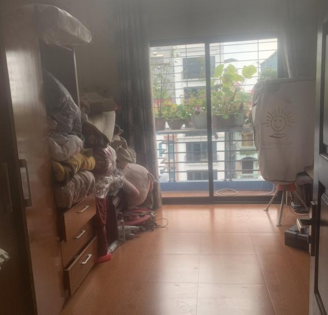 Nhà đep 5 tầng phố Triều Khúc giá 11 tỷ