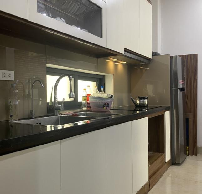 ĐẸP !! Cho thuê chung cư 2PN 70m Hoàng Đạo Thúy phun đồ cao cấp ở ngay giá rẻ 10 tr 0969040000