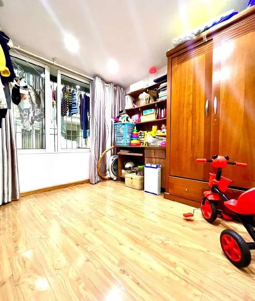 BÁN NHÀ TẬP THỂ TẦNG 4 TẠI PHỐ ĐOÀN THỊ ĐIỂM NHÀ ĐẸP-Ở LUÔN-TRUNG TÂM QUẬN ĐỐNG ĐA