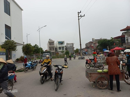 CHO THUÊ ĐẤT 8,9M MẶT TIỀN, 200M2 ĐỐI DIỆN TRUNG TÂM THƯƠNG THƯƠNG MẠI HUYỆN NINH GIANG, THỊ TRẤN