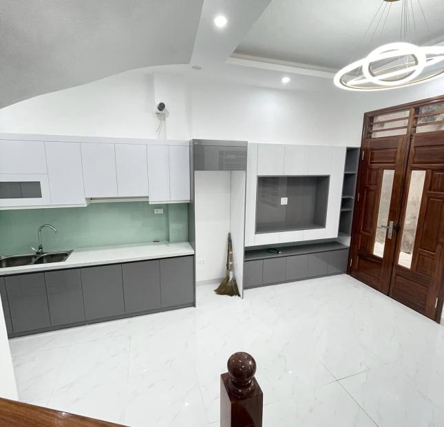 Nam Từ Liêm Chỉ cần trả trước 700tr có ngay căn nhà siêu đẹp về ở ngay. Ô tô đỗ cửa