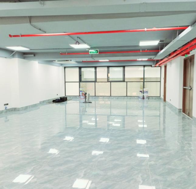 Cần Tìm Khách Thuê Căn Nhà KD mặt phố Chùa Quỳnh, HBT
