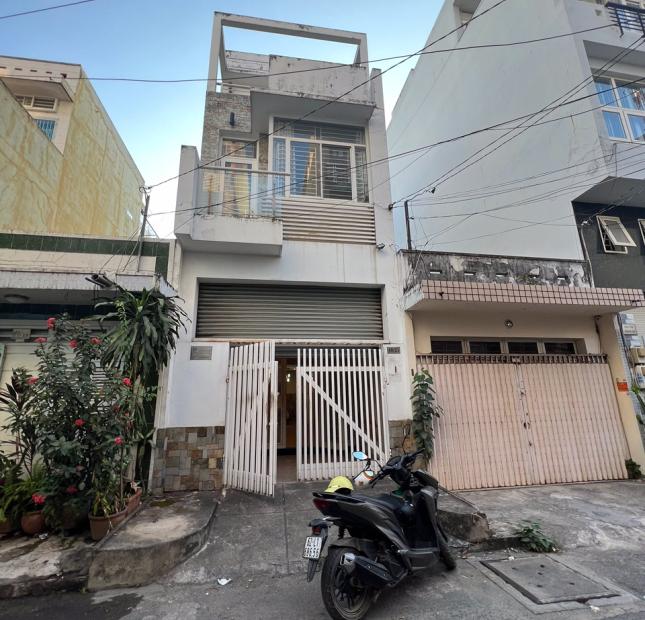 Bán nhà 2 MT HXH Cư Xá Nguyễn Trung Trực đường 3/2, Quận 10 DT: 6x18m giá chỉ 14.8 tỷ