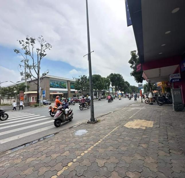 💥 NHÀ NGAY VINCOM PLAZA - HẺM XE HƠI THÔNG TỨ TUNG - NGANG ĐỈNH ~ 6M - 2 TẦNG - 4.5 TỶ 💥