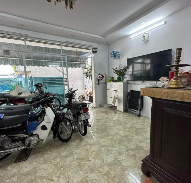 💥 NHÀ NGAY VINCOM PLAZA - HẺM XE HƠI THÔNG TỨ TUNG - NGANG ĐỈNH ~ 6M - 2 TẦNG - 4.5 TỶ 💥