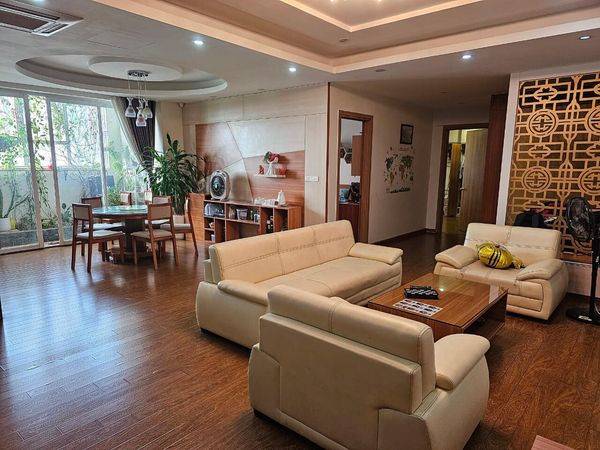 Bán căn hộ chung cư tại Dự án Tòa nhà Intracom1 - Trung Văn, Nam Từ Liêm,  Hà Nội diện tích 120m2  giá 3.95 Tỷ