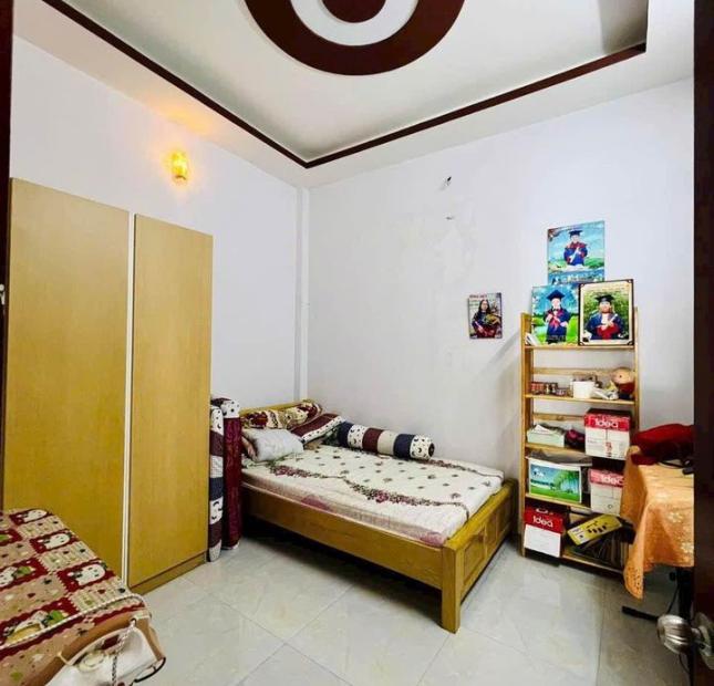 Cách mặt tiền Cách Mạng Tháng Tám 30m - Giá 5.15 tỷ