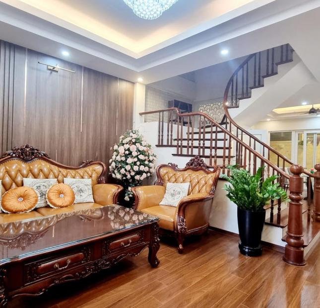 MẶT PHỐ !! Cho thuê nhà MP Hoa Bằng, Cầu Giấy 80m 5Tang Kinh Doanh hơn 20 tr game tạp hóa tóc spa