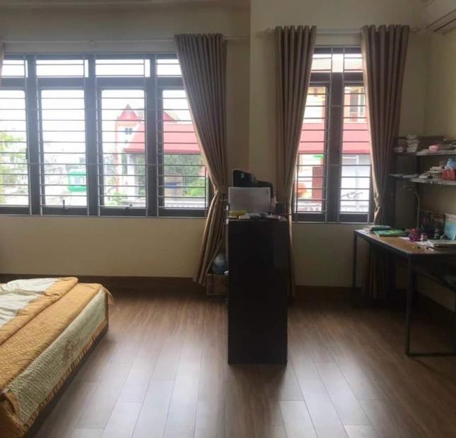 bán nhà phố Phú Minh - ngay UBND, Công An quận Bắc Từ Liêm - Ô tô đỗ cổng, giá chỉ 3,75