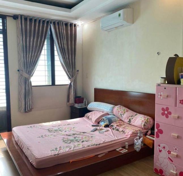 Căn nhà Nguyễn Trãi, Quận 1, 5 tầng, giá hơn 8 tỷ TL
