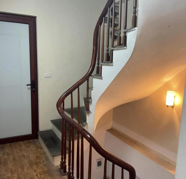 Bán nhà ngõ 228 Khương Đình 40m x 6 tầng, mt: 3.8m, kinh doanh nhỏ, ngõ to rộng
