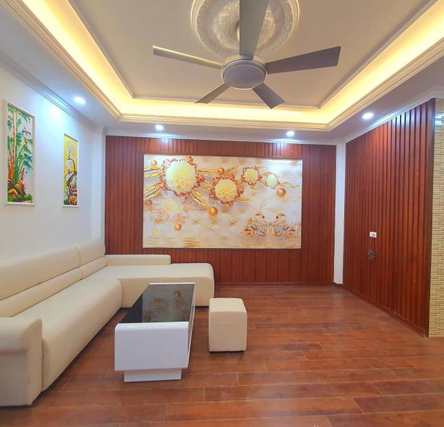 Bán nhà Khương Đình 32m x 6 tầng thang máy, 1 nhà ra phố