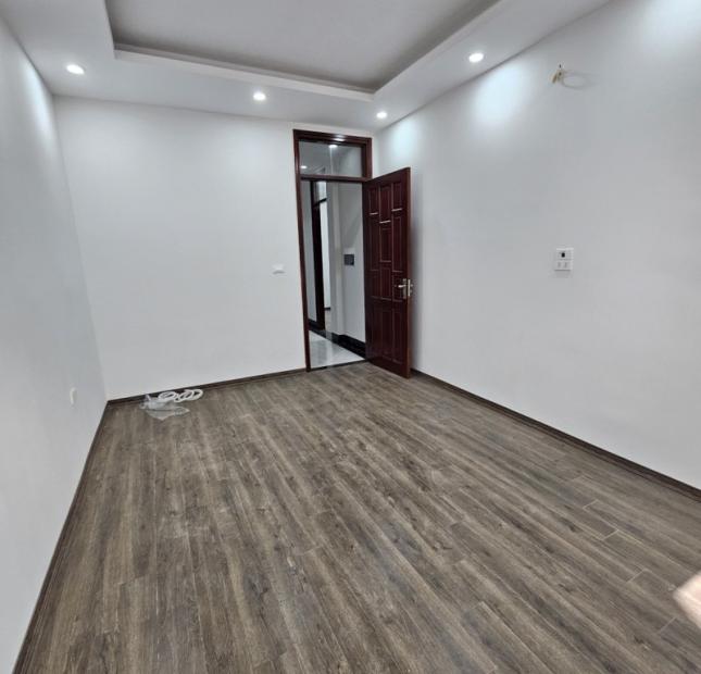 Chính Chủ Nhờ Tìm Khách Thuê Nhà Nguyên Căn Đẹp KD phố Chùa Quỳnh, quận HBT
