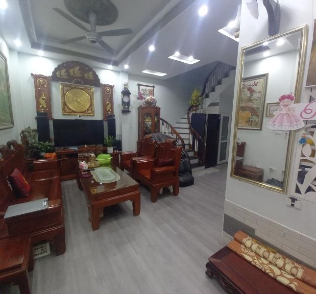 Bán nhà Nguyễn Lân Thanh Xuân 35m 5 tầng 3 ngủ lô góc 2 thoáng nhà đẹp ở ngay gần phố nhỉnh 4 tỷ