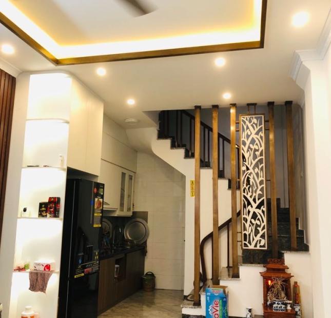 HIẾM – NHÀ MỚI NGUYỄN TRÃI  ĐẸP - GẦN Ô TÔ - NGÕ THÔNG – GIÁ NHỈNH 3 TỶ