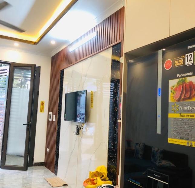 HIẾM – NHÀ MỚI NGUYỄN TRÃI  ĐẸP - GẦN Ô TÔ - NGÕ THÔNG – GIÁ NHỈNH 3 TỶ