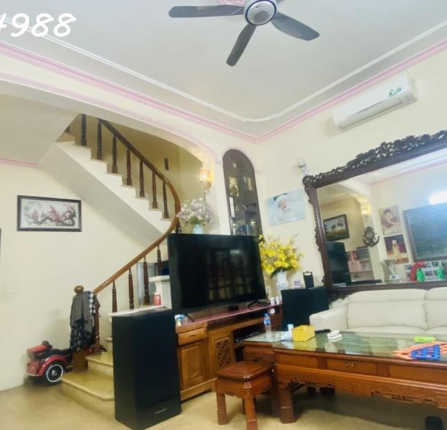 Bán Nhà Mặt Phố Thạch Bàn, 95m2, 21 tỷ, Kinh Doanh Cực Tốt