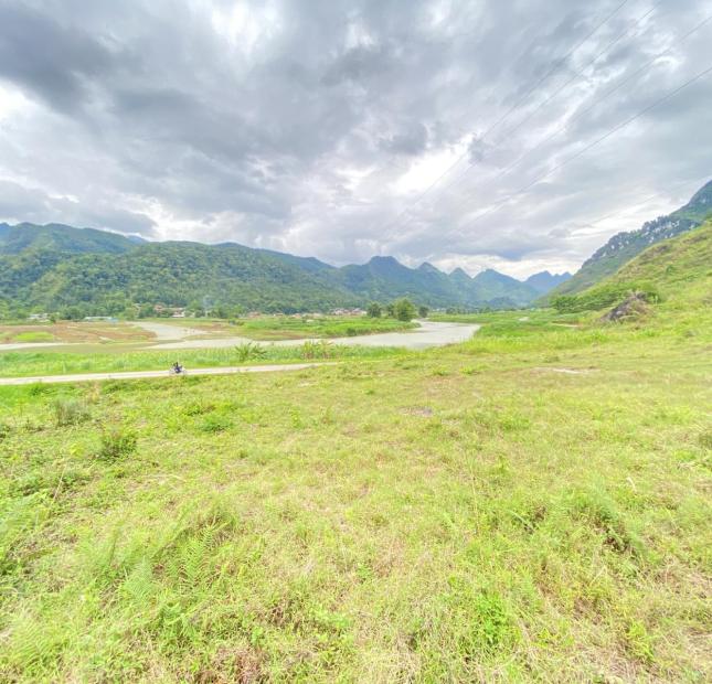 Cần bán mảnh đất rộng 3972m2, view toàn bộ cảnh quan sông Miện và thôn Đông Hà