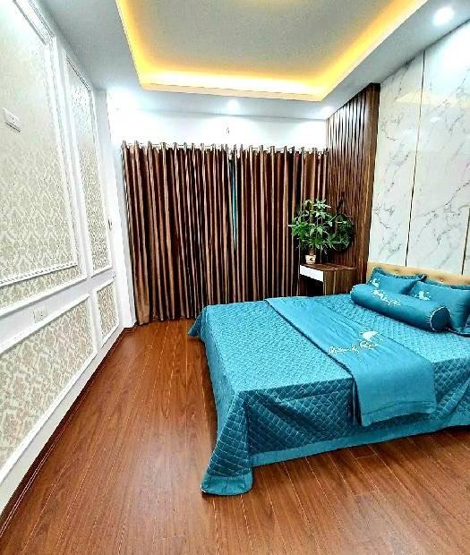 HIẾM SIÊU RẺ – NHÀ MỚI KHƯƠNG TRUNG ĐẸP - SÁT HỒ - GẦN Ô TÔ – HÀNG XÓM TRI THỨC THÂN THIỆN– GIÁ NHỈNH 3 TỶ