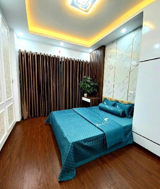 HIẾM SIÊU RẺ – NHÀ MỚI KHƯƠNG TRUNG ĐẸP - SÁT HỒ - GẦN Ô TÔ – HÀNG XÓM TRI THỨC THÂN THIỆN– GIÁ NHỈNH 3 TỶ