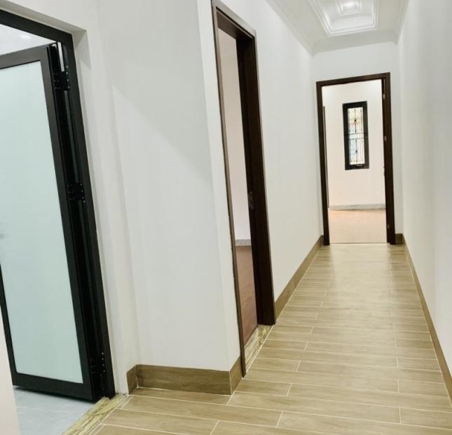 Bán nhà Vũ Xuân Thiều,Long Biên 5 tầng 60m2,Mt4.2m ,thang máy chỉ 6 tỷ