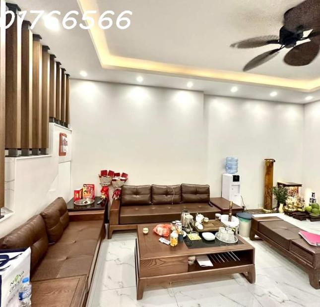 Lô góc, Siêu đẹp Phố  Lê Trọng Tấn, Quận Thanh Xuân,  90m x  6T, Giá hơn 22 tỷ.