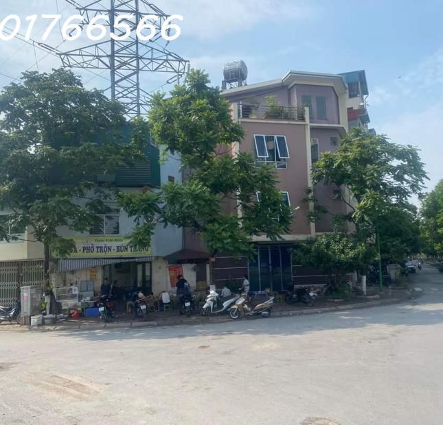 Bán đất tặng nhà, View hồ Phương Liệt, Phố  Phan Đình Giót 68m x 3T, Giá hơn 10 tỷ.