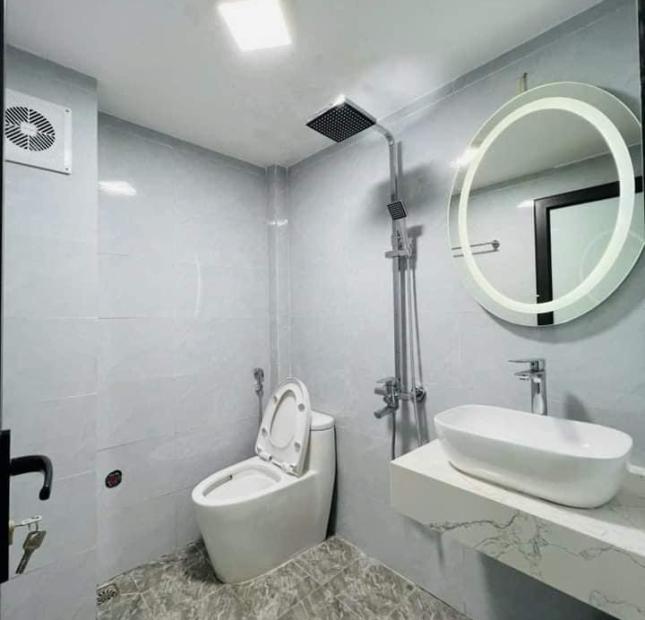 BÁN NHÀ PHỐ THỤY KHUÊ QUẬN TÂY HỒ LÔ GÓC HAI MẶT NGÕ - 3 MẶT THOÁNG - NHÀ MỚI - DT:35M2 5 TẦNG