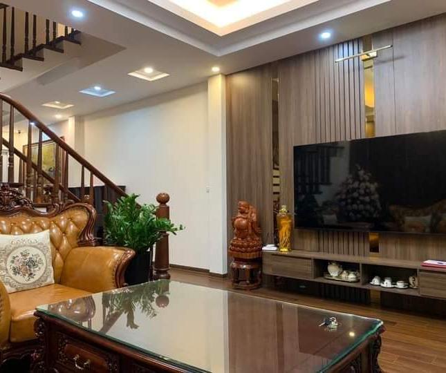 Mình có Nhà cần bán tại Nguyễn Thị Định, Cầu Giấy, 92,6mm2, giá 16,7 tỷ.