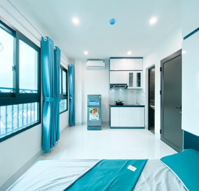 Duy nhất tại Ngã Tư Sở - Bán toà CCMN 11 phòng, thang máy, 3 nhà ra phố - Hơn 8 tỷ