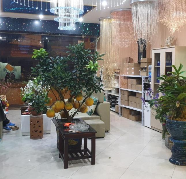 Chính chủ cần bán Tòa nhà 5.5 tầng thang máy mặt đường Chiến Thắng, hai mặt phố
