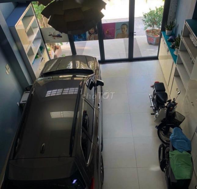 BÁN NHÀ 3 LẦU KDC TẠ NGỌC THẢO ĐƯỜNG HOÀNG QUỐC VIỆT P. PHÚ THUẬN QUẬN 7 