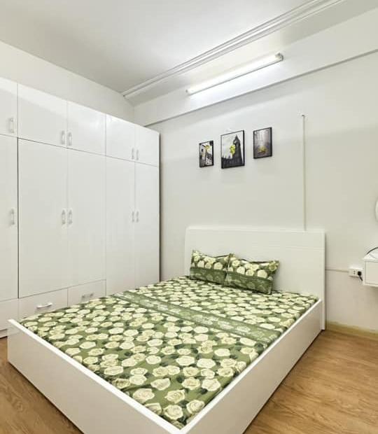 HIẾM!Bán căn hộ tập thể ĐH Sư Phạm phố Trần Quốc Hoàn, Cầu Giấy, 70m2, 2 ngủ, giá 2,15 tỷ