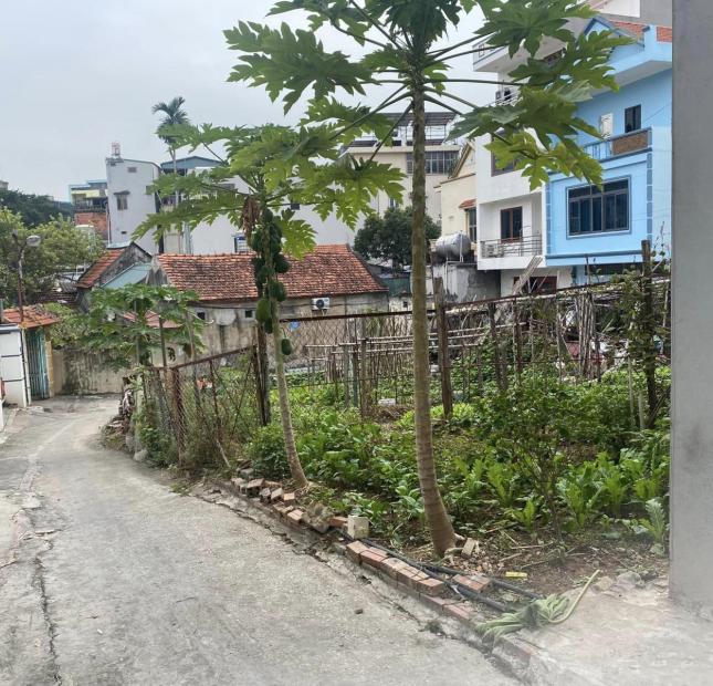 Bán mảnh đất ngay trung tâm Giếng Đáy, Hạ Long.