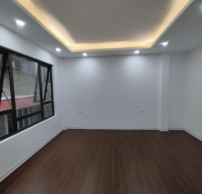 Bán nhà tại Mỗ Lao-Hà Đông, 30m2x5T, nhà xây mới, vị trí đẹp, cách đg ôtô 5m. Lh 0984672007
