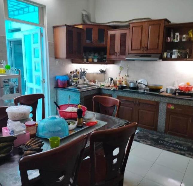Giá rất tốt đường Lạc Long Quân, Tân Bình, Diện tích 75m2 (4x18)