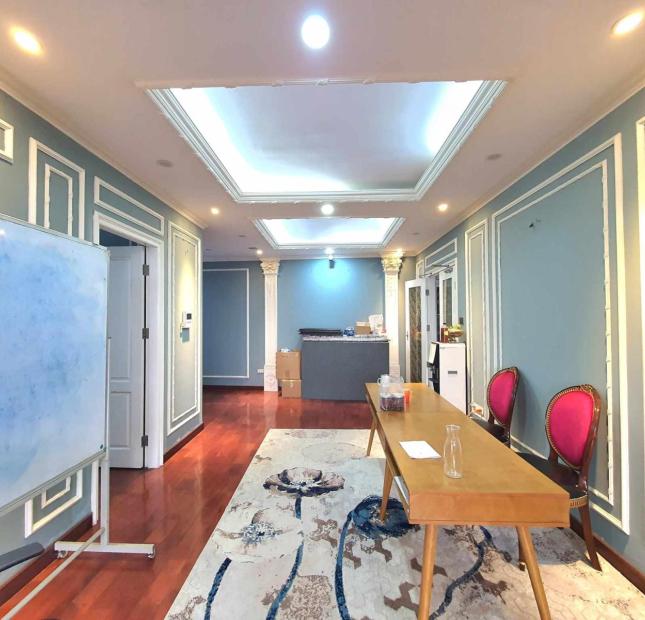 Chung cư HEI TOWER - NGỤY NHƯ KON TUM - 155M2 - TẦNG TRUNG - 3 PHÒNG NGỦ - 2 LOGIA - 2 WC - ĐÔNG