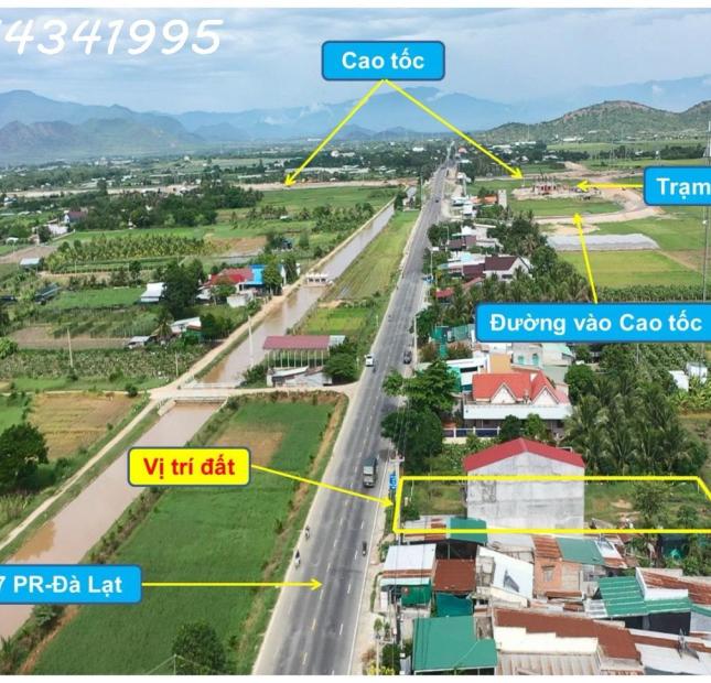 Mặt QL27 (PR - Đà Lạt); 200m tới cao tốc, DT 20x50m, sân bay Thành Sơn 5km, cách biển 12Km
