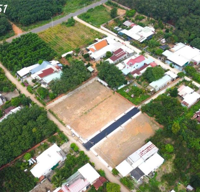 Đất xã Bàu Cạn, Long Thành ngộp ngân hàng 3 năm trước 25tr/m2 hiện tại chỉ còn 18tr/m2
