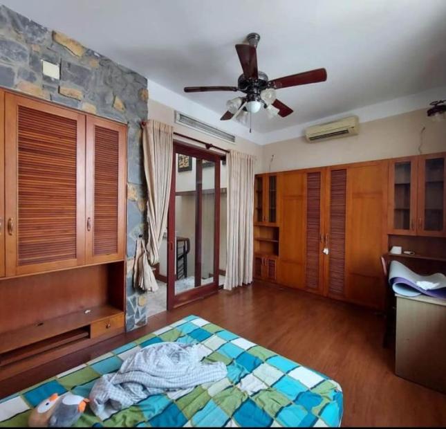 Hẻm xe hơi, gần MT Hòa Hảo Quận 10, diện tích 50m2, 5 tầng