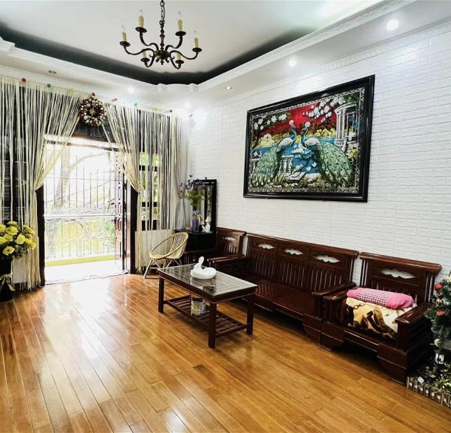 Bán Nhà Phố Hoàng Cầu Quận Đống Đa. 50m Xây 5 Tầng Mặt Tiền 4.1m Nhỉnh 14 Tỷ. Cam Kết Ảnh Thật Mô