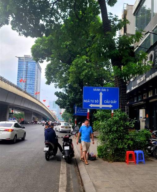 Bán Nhà Mặt Phố Nguyễn Chí Thanh Quận Đống Đa. 38m Mặt Tiền 4.5m Nhỉnh 14 Tỷ. Cam Kết Ảnh Thật Mô