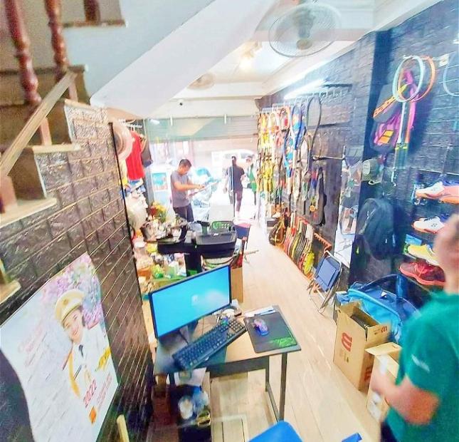 Bán Nhà Mặt Phố Nguyễn Chí Thanh Quận Đống Đa. Sổ 37m Thực Tế 45m Mặt Tiền 4m Nhỉnh 16 Tỷ. Cam Kết