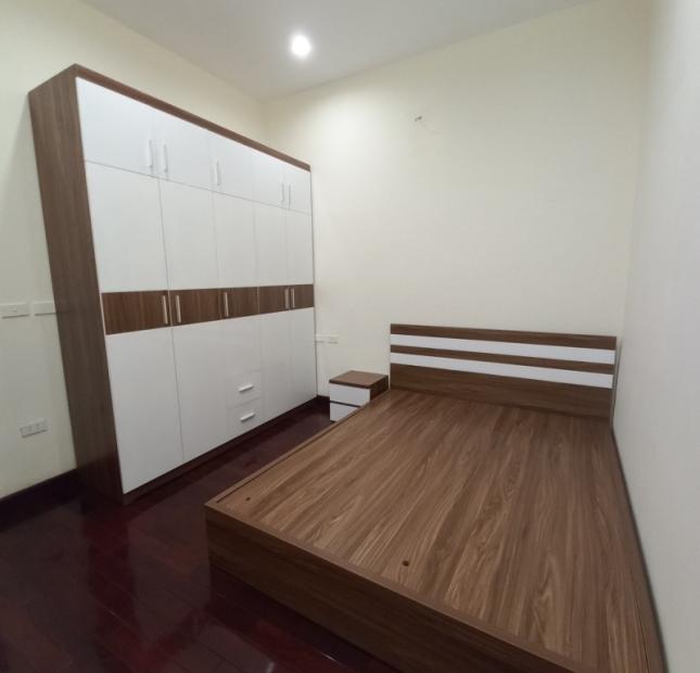Bán nhà Bồ Đề,Long Biên 5 tầng 60m2,Mt4m gara,oto đua nhỉnh 8 tỷ